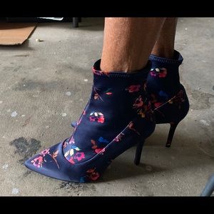Ladies Shoes